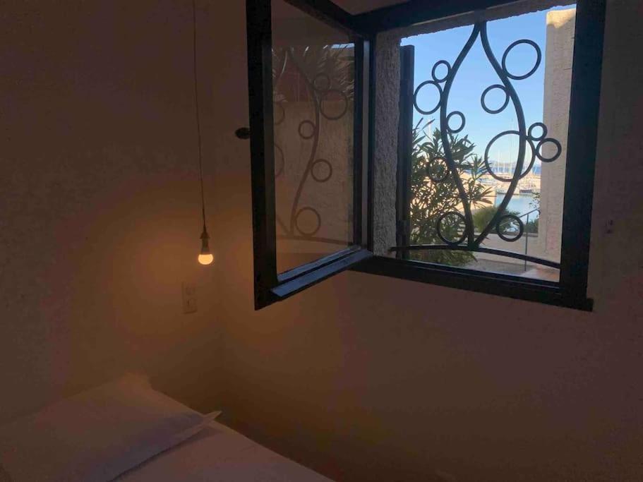 Marinesappartement, La Terrasse Tropezienne سان تروبيه المظهر الخارجي الصورة
